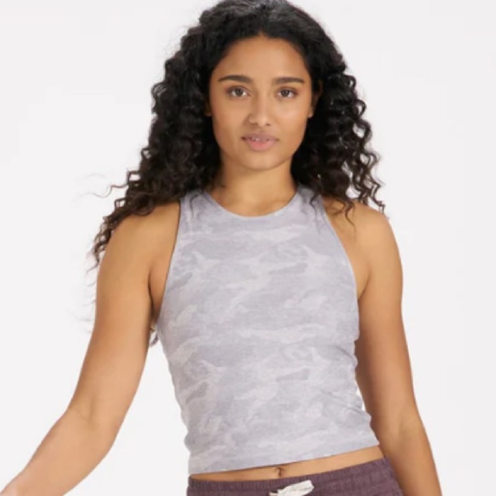 Vuori Elevation Plyo Tank